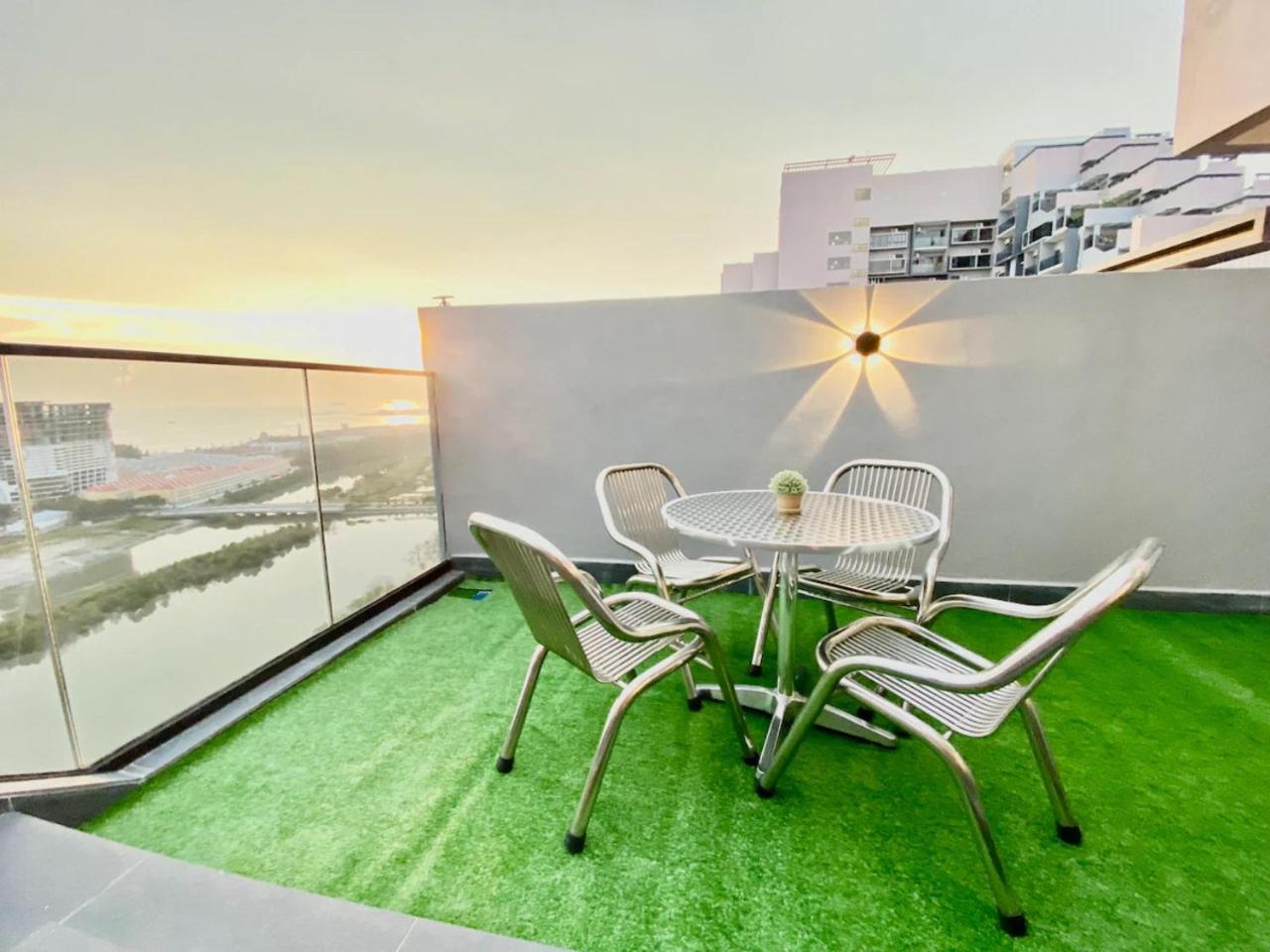 Imperio Residence Melaka ภายนอก รูปภาพ